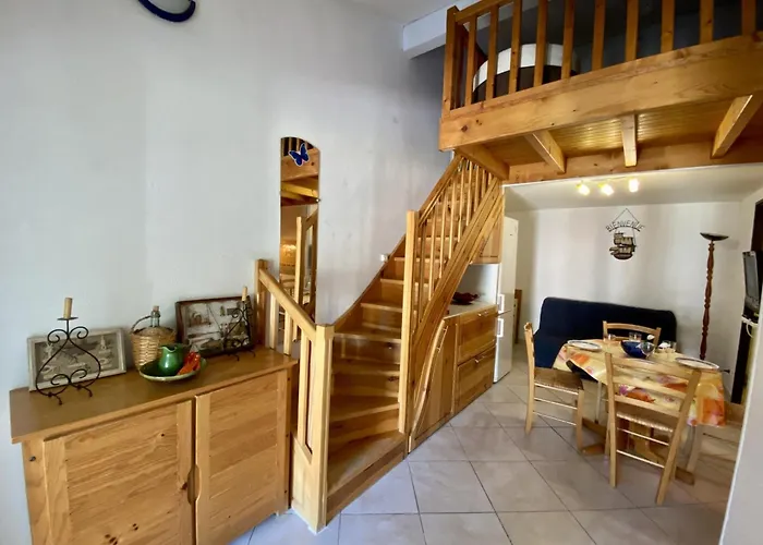 Villa Pavillon T2 Mezzanine - Climatisation - Veranda - Parking - Piscine - 6 Pers - Fr-1-795-40 Fleury (Aude)